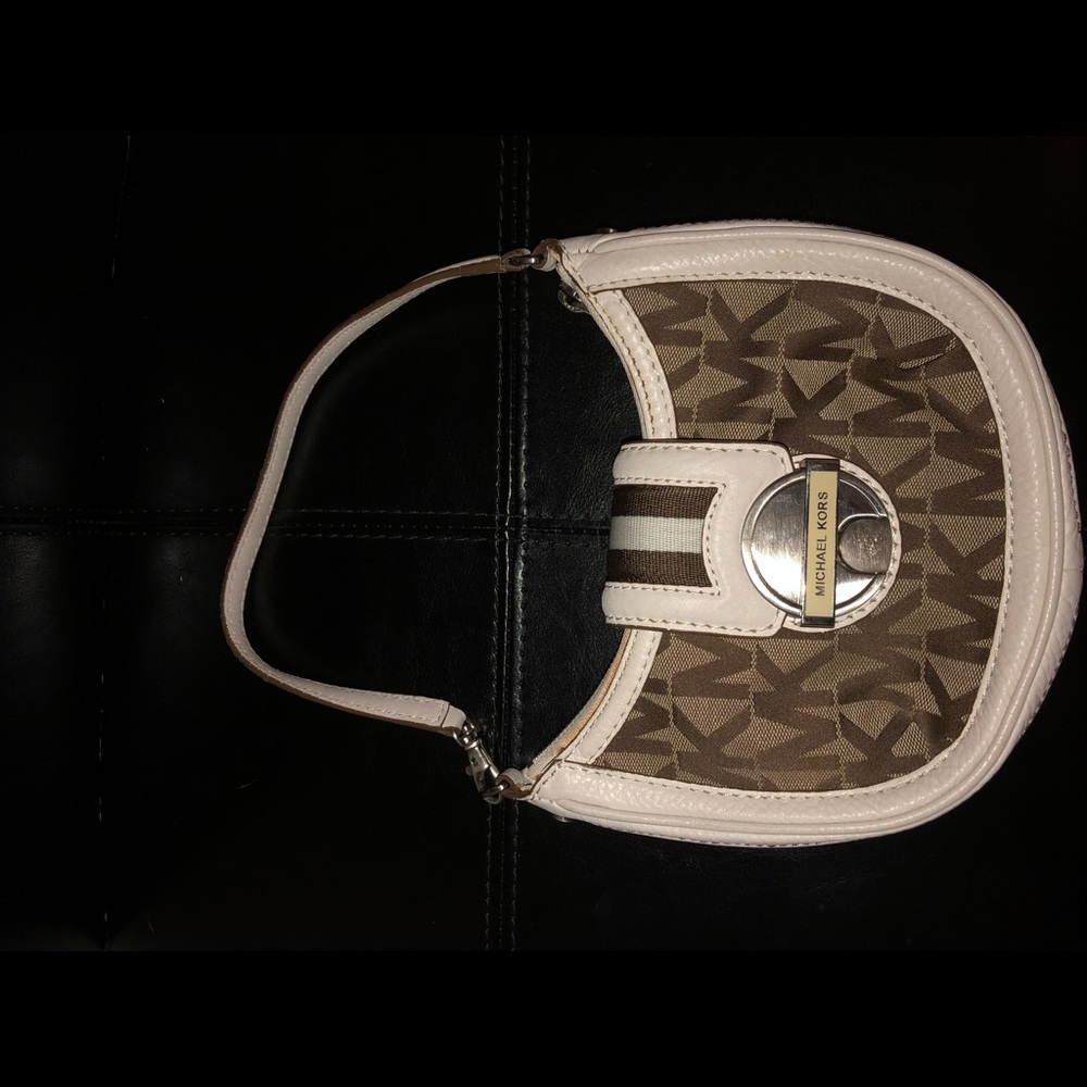 Micheal Kors Purse